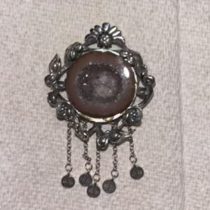 Natural Mini Agate Geode – Unique Natural Gemstone Piece