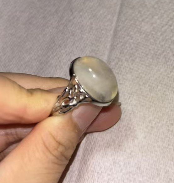 Garden Quartz Ring — Cloud Whisper